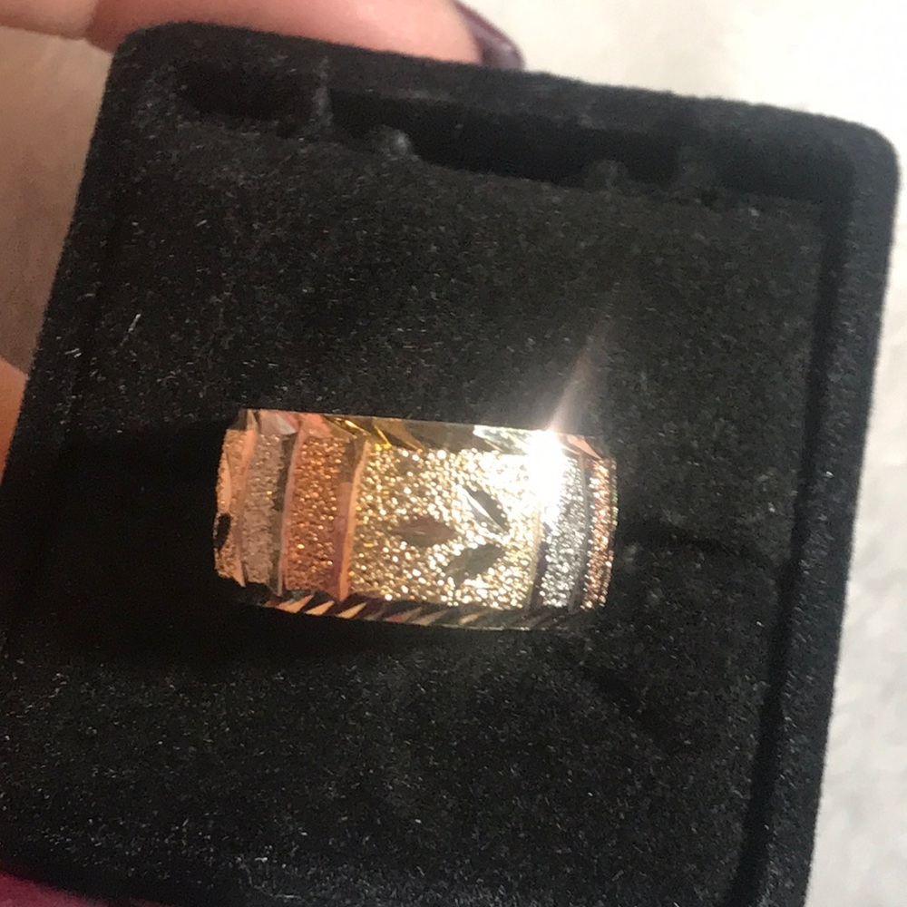 Ring